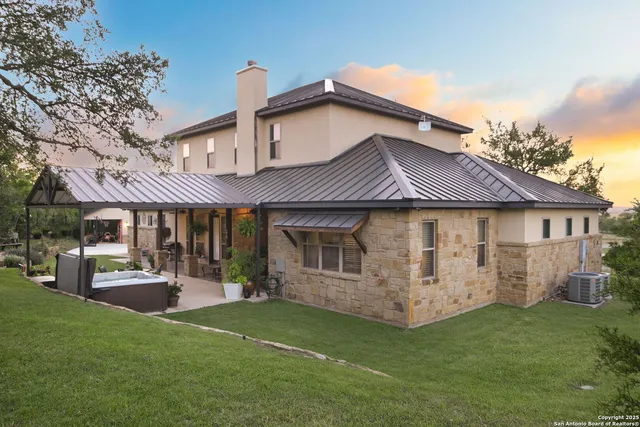 $815,000 | 1362 Private Road 3702, San Antonio, TX 78253