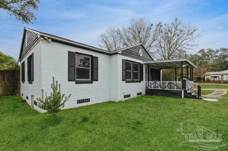 5205 Admiral Halsey Road Milton, FL 32583 - Photo 2 of 24 Gallery Image 2