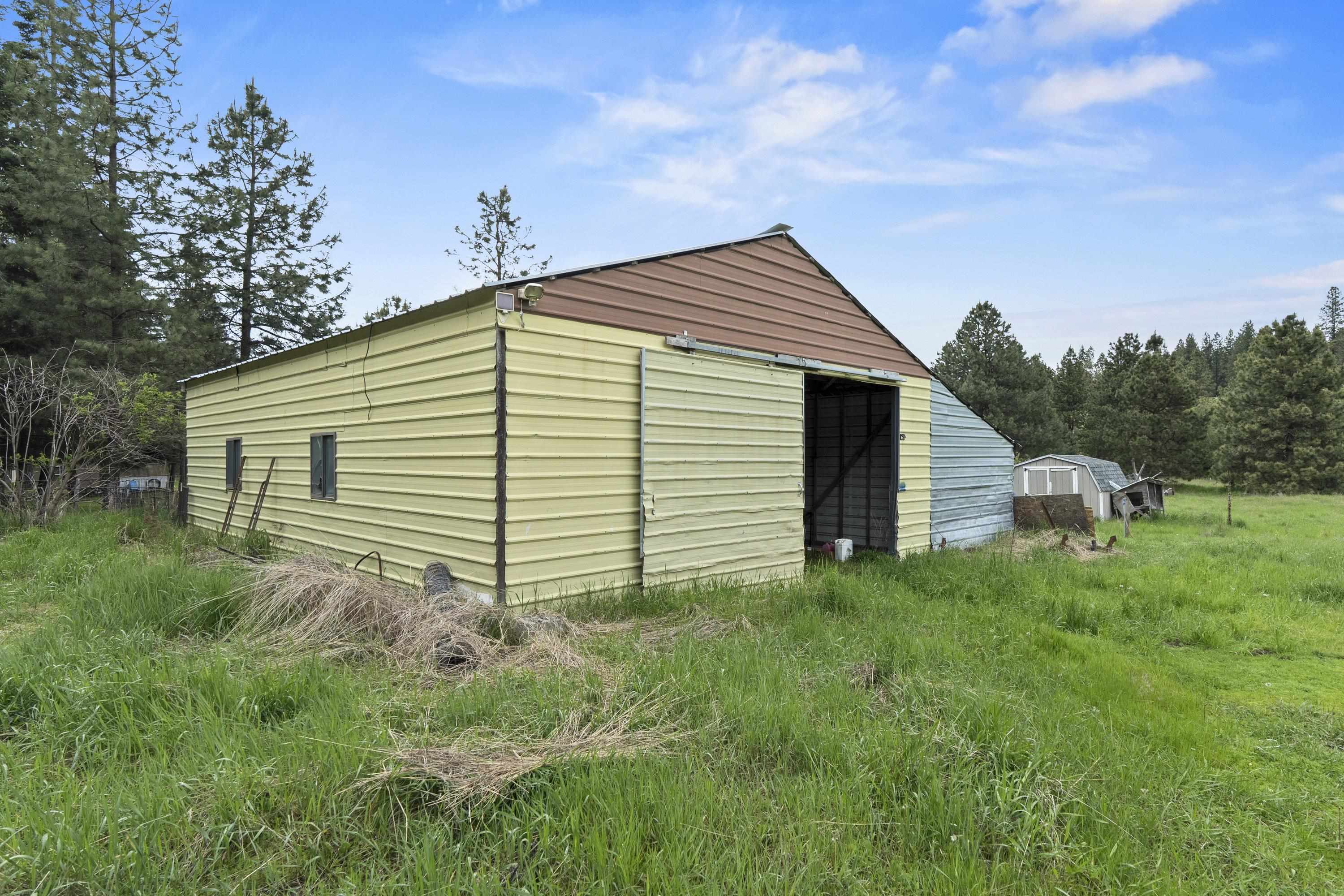 2362 Nicholson Road Elk, WA 99009 - Photo 26 of 42