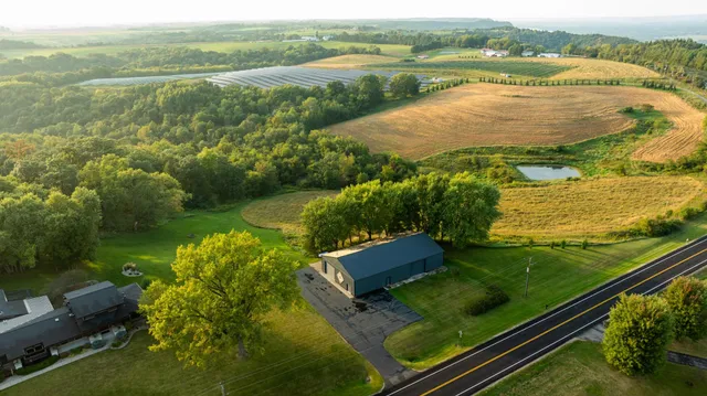 $3,500,000 | 32979 County Road 1, La Crescent, MN 55947