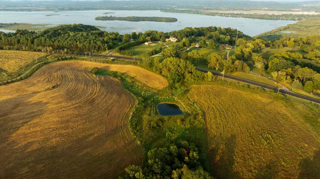 $3,500,000 | 32979 County Road 1, La Crescent, MN 55947