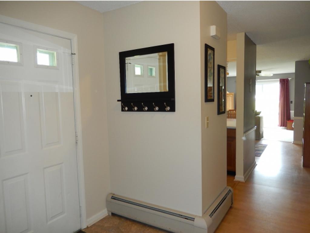 41 Saybrook Road, Unit 41 Essex Junction, VT 05452 - Photo 2 of 23 Gallery Image 2