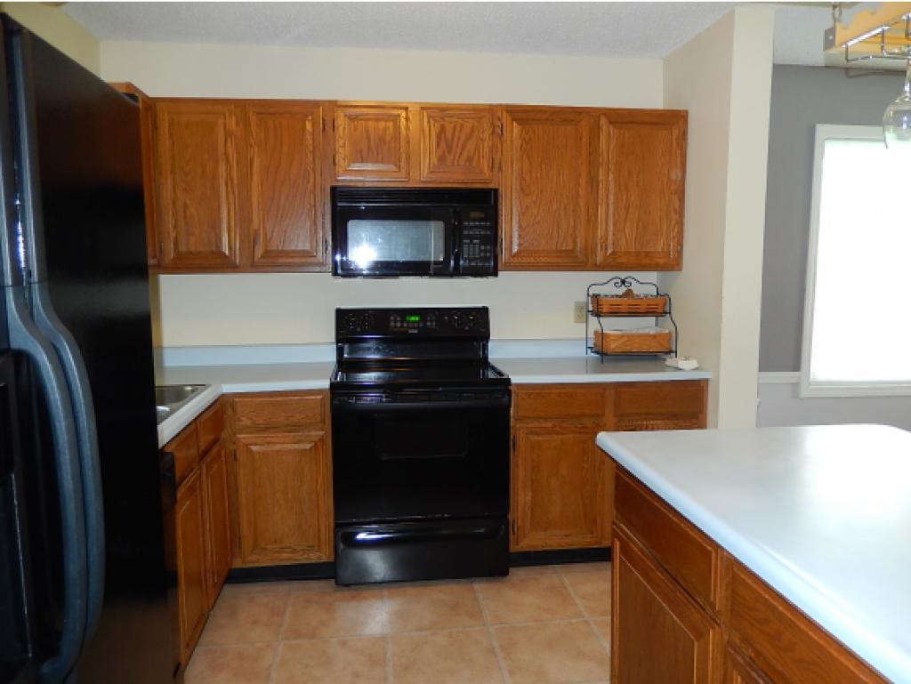 41 Saybrook Road, Unit 41 Essex Junction, VT 05452 - Photo 4 of 23 Gallery Image 4