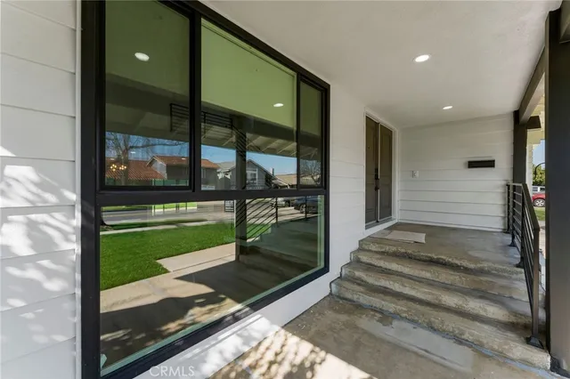 $1,449,999 | 2534 Alona Street, Santa Ana, CA 92706