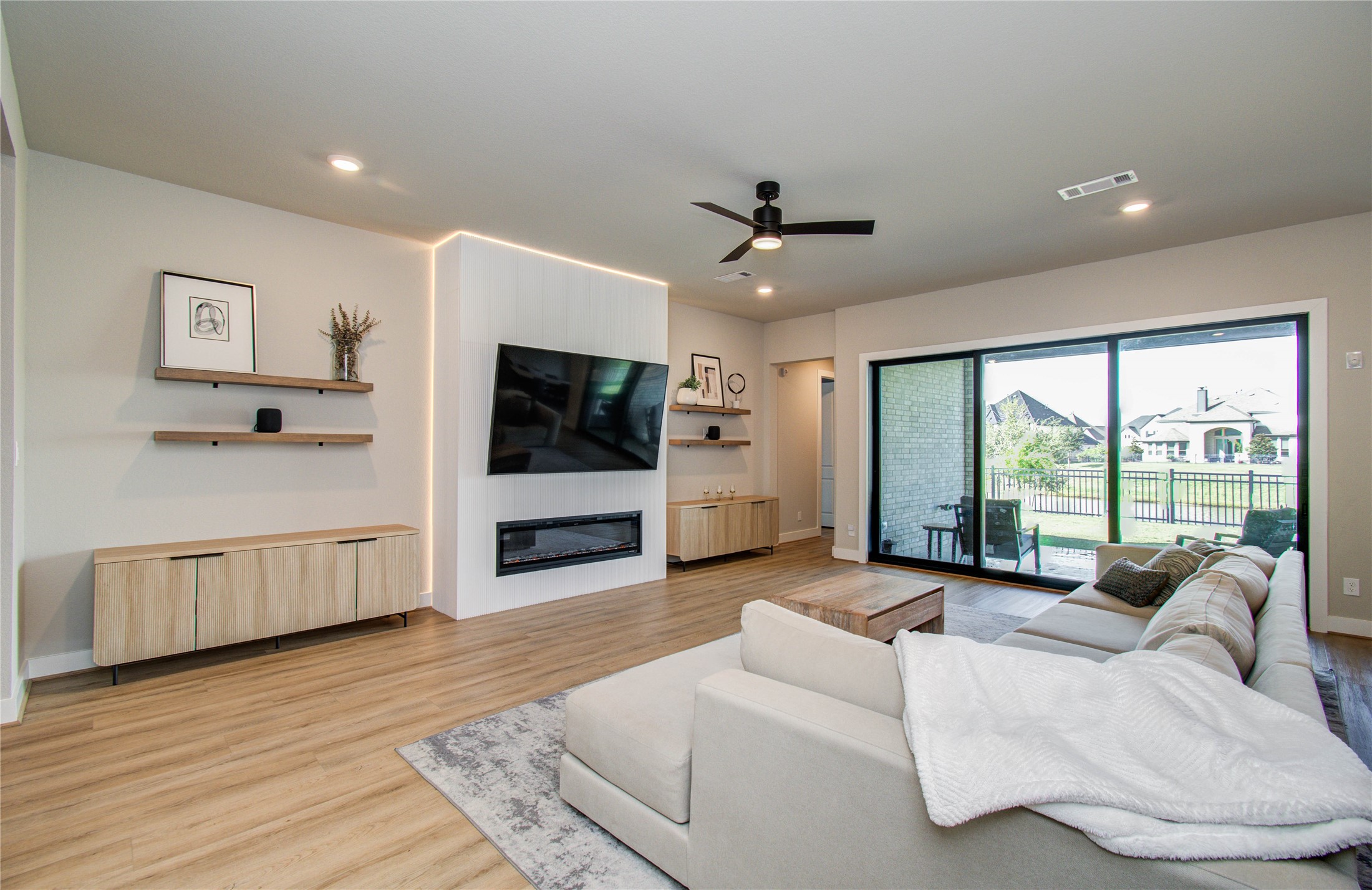 2127 Berry Trace Court Manvel, TX 77578 - Photo 16 of 45