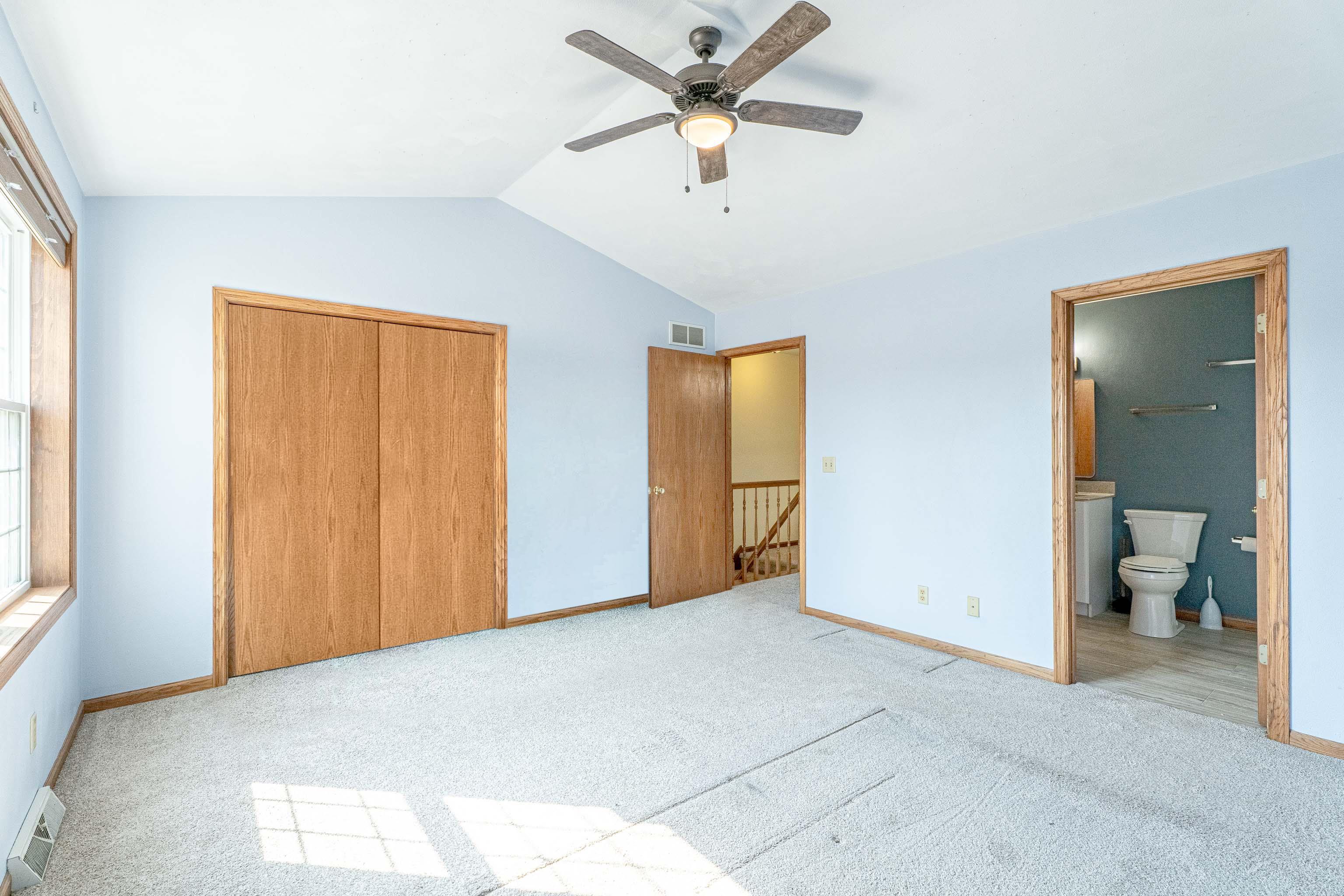 2367 Effingham Way Sun Prairie, WI 53590 - Photo 10 of 21