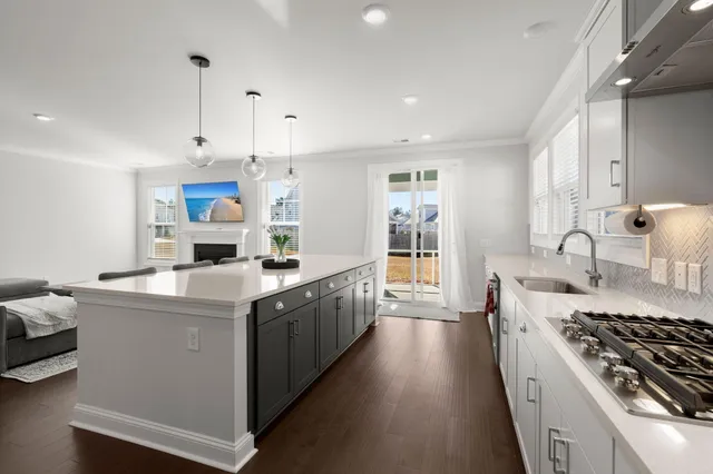 $575,000 | 109 Granton Edge Lane, Summerville, SC 29486