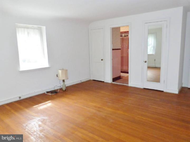 803 Longfield Road Glenside, PA 19038 - Photo 12 of 21 Gallery Image 12