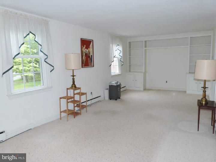 803 Longfield Road Glenside, PA 19038 - Photo 16 of 21 Gallery Image 16