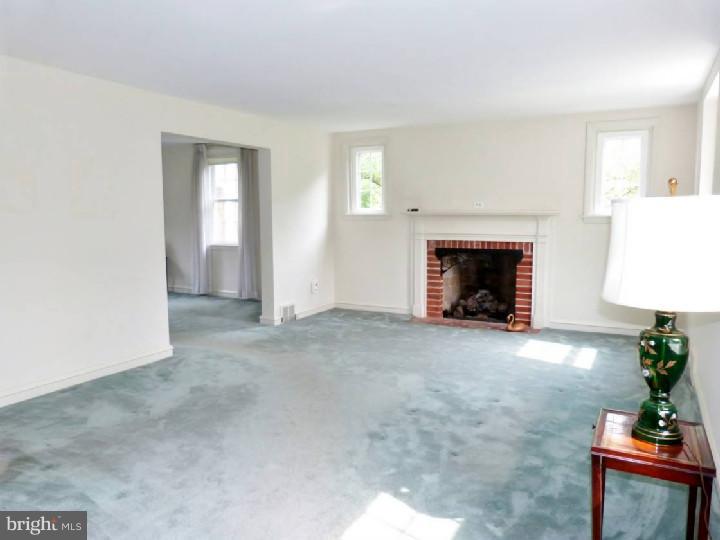 803 Longfield Road Glenside, PA 19038 - Photo 8 of 21 Gallery Image 8