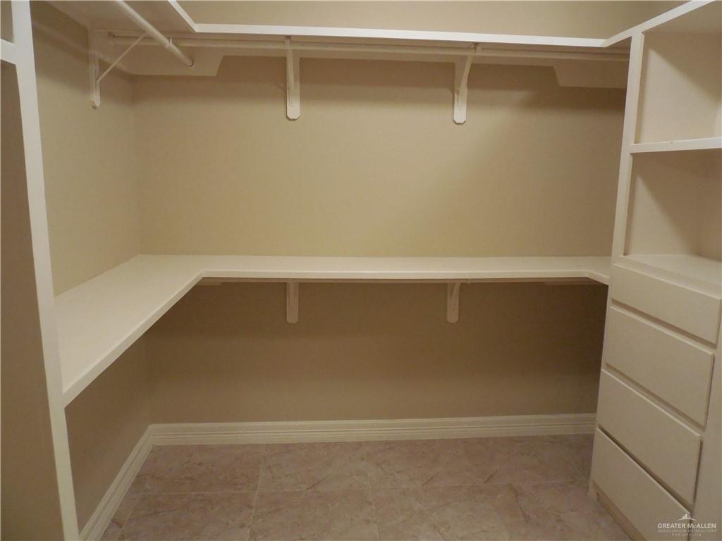 10338 North 23rd Lane McAllen, TX 78504 - Photo 16 of 35