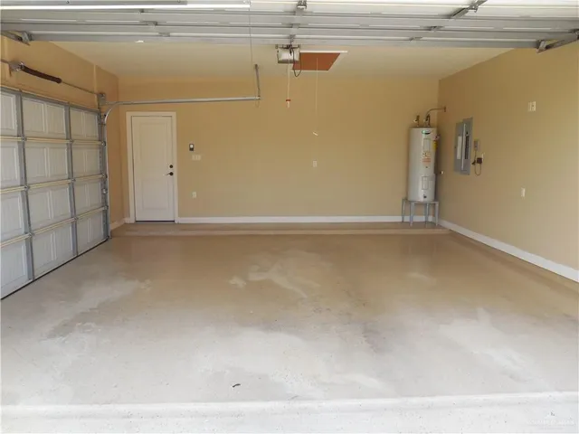 $3,000 | 10338 North 23rd Lane, McAllen, TX 78504