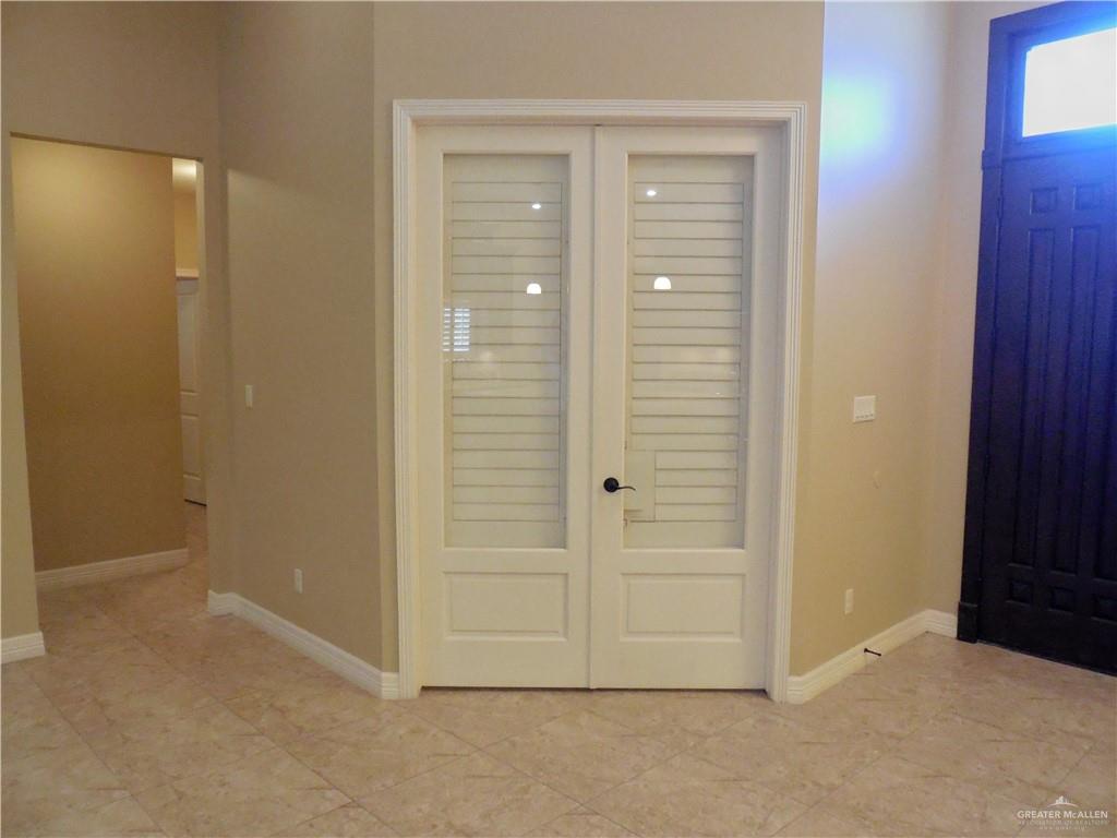 10338 North 23rd Lane McAllen, TX 78504 - Photo 10 of 35