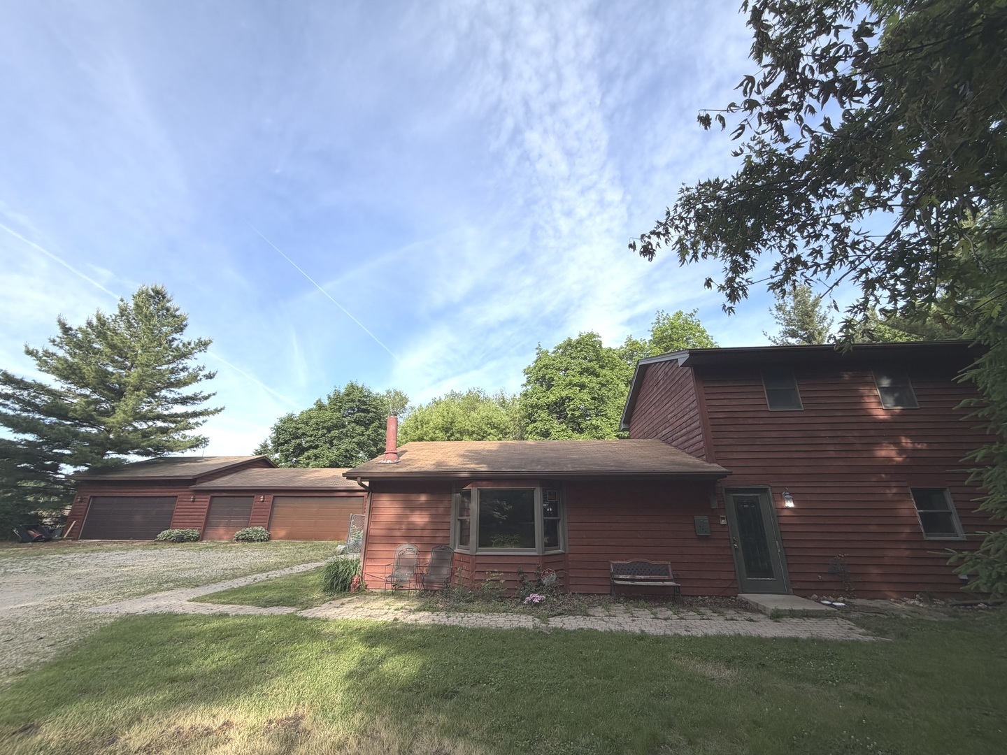 737 A Searls Road Amboy, IL 61310 - Photo 2 of 23
