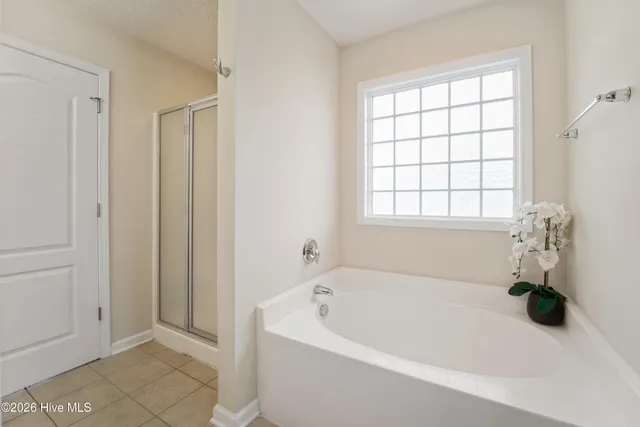 $2,095 | 407 South Bluff Circle, Jacksonville, NC 28540