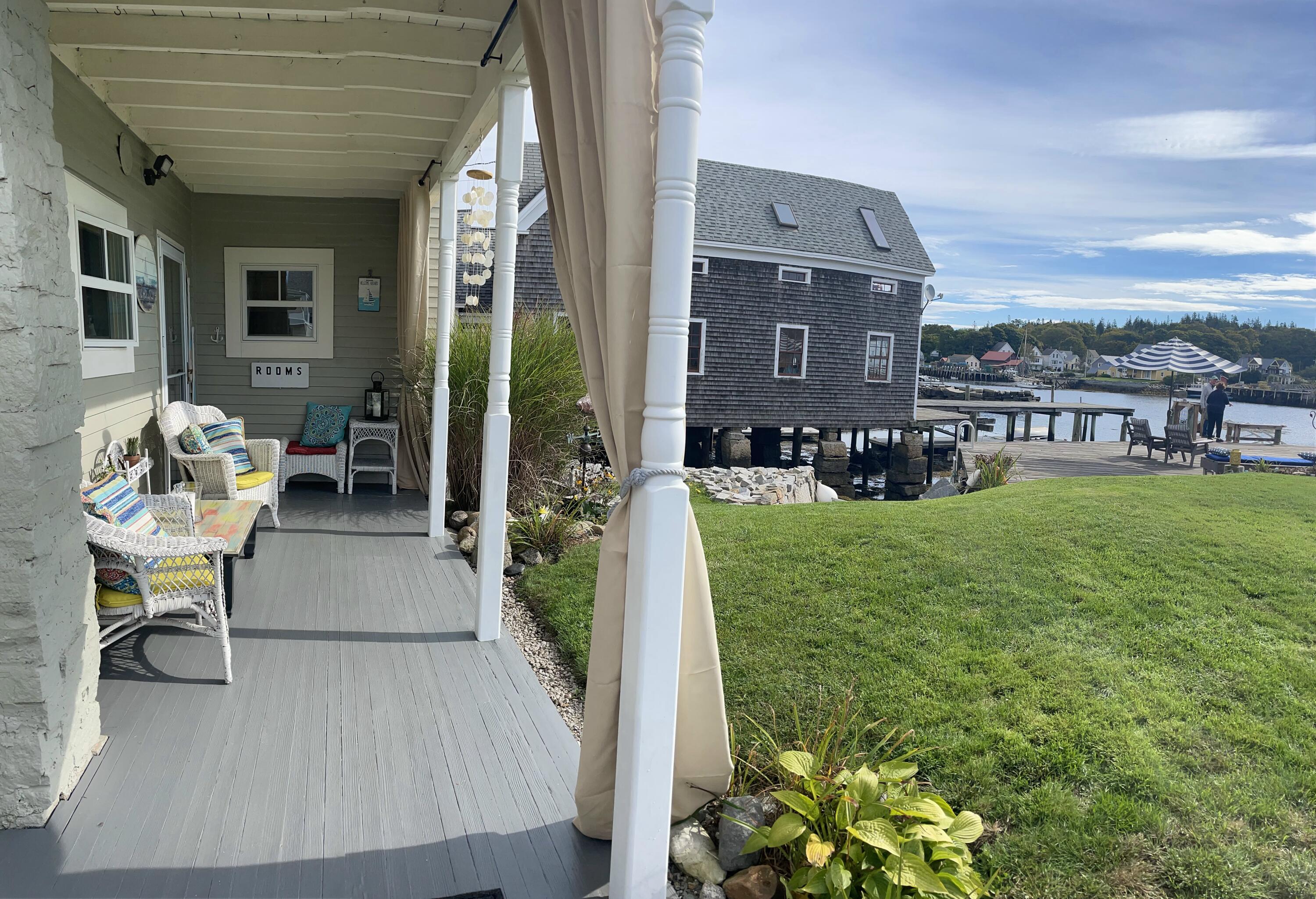 55 West Main Street Vinalhaven, ME 04863 - Photo 11 of 56 A8556300-CD2B-46FE-97D3-300400216158