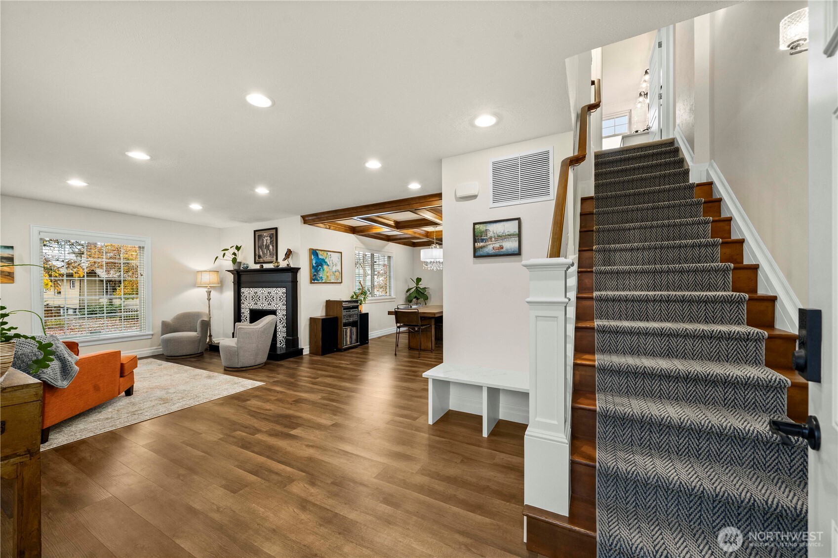1001 South Prospect Street Tacoma, WA 98405 - Photo 13 of 40 a lobby with furniture and stairs