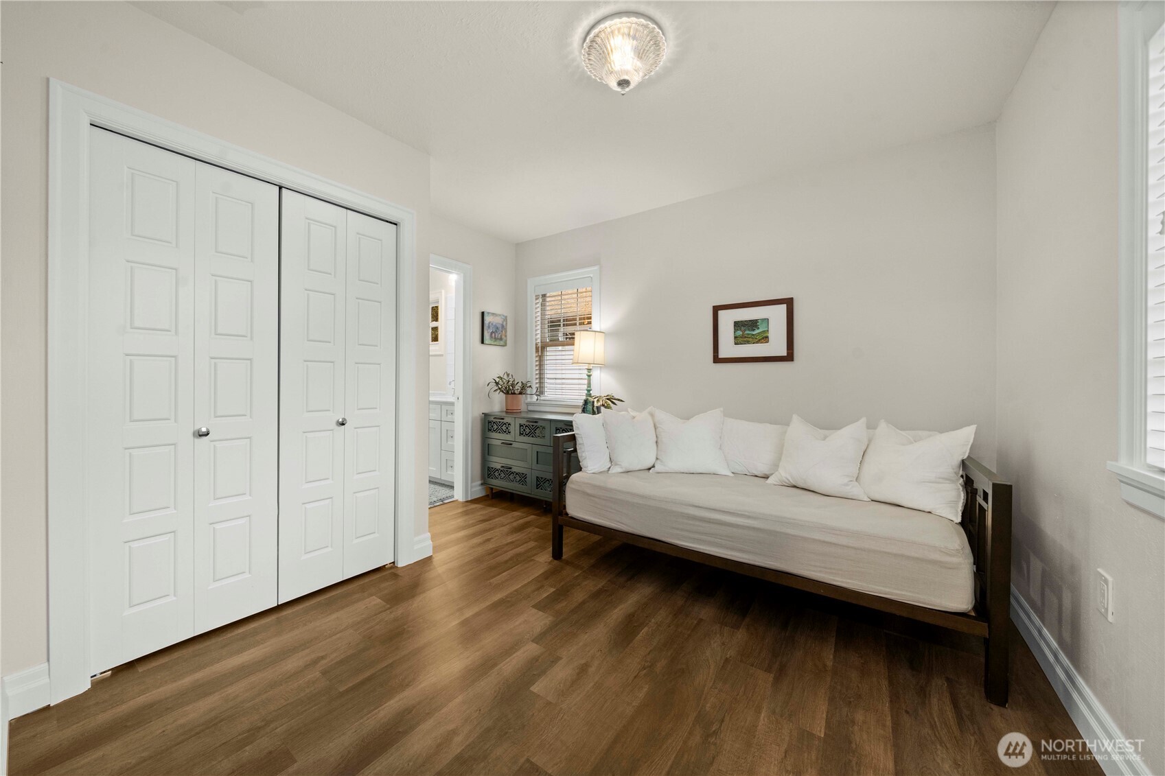 1001 South Prospect Street Tacoma, WA 98405 - Photo 26 of 40 a living room with furniture and a wooden floor