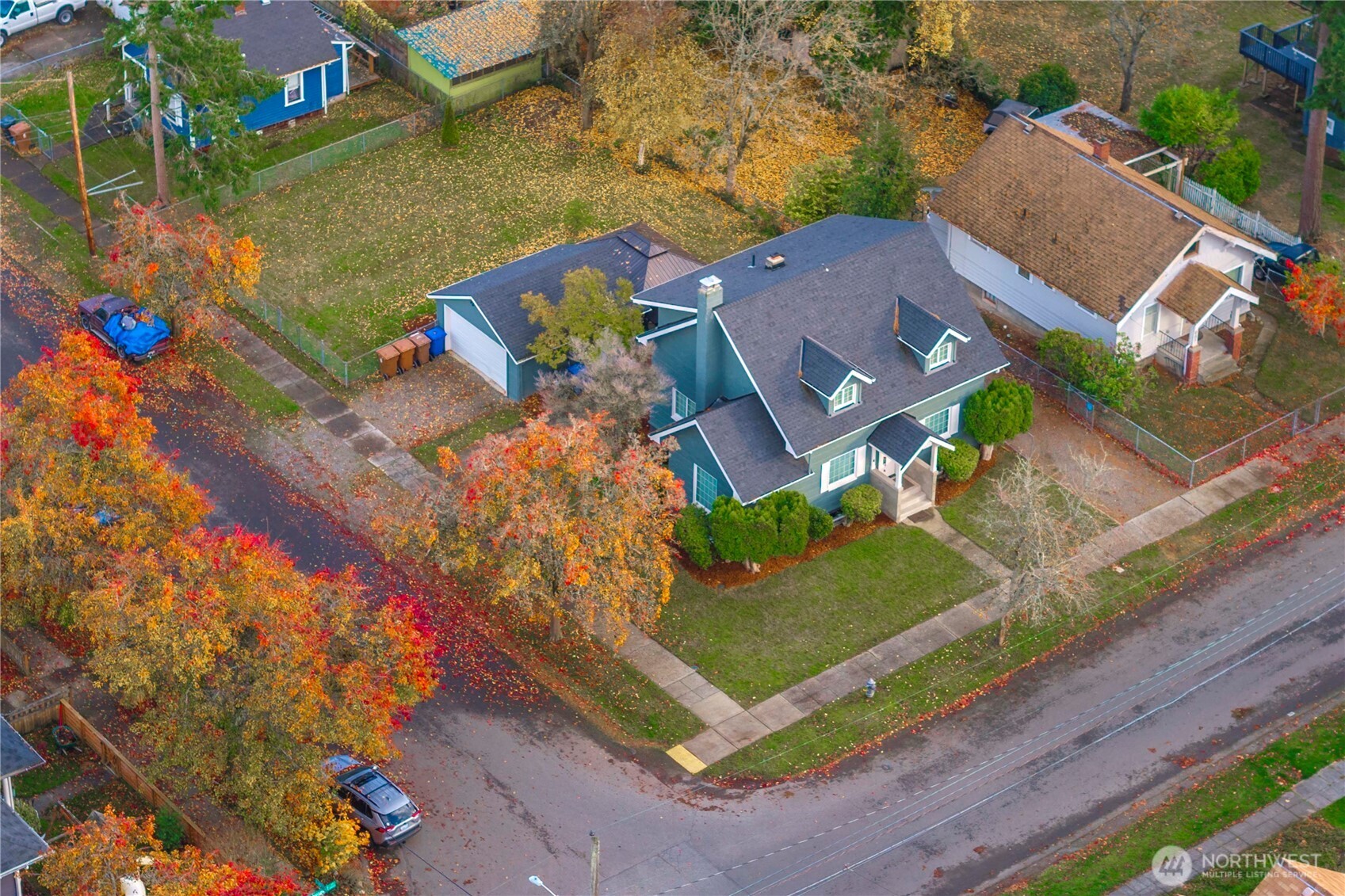 1001 South Prospect Street Tacoma, WA 98405 - Photo 9 of 40 an aerial view of a house
