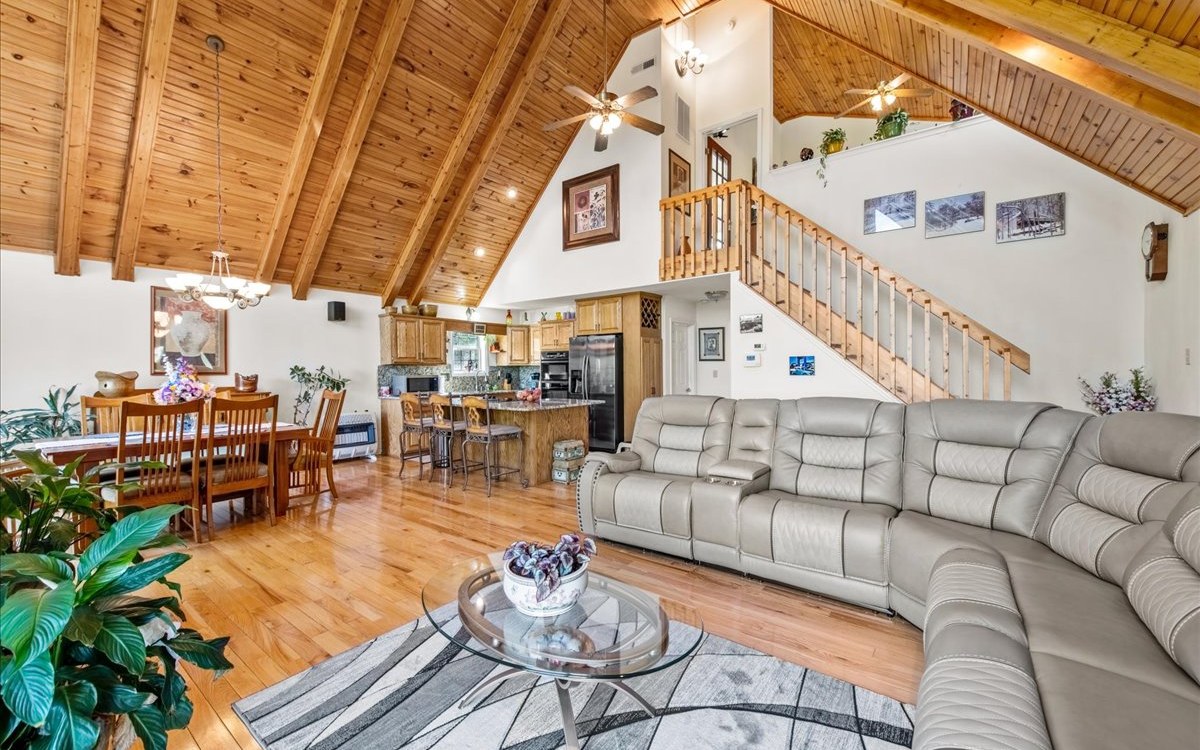 94 Mull Ln Circle Morganton, GA 30560 - Photo 16 of 67 a living room with furniture