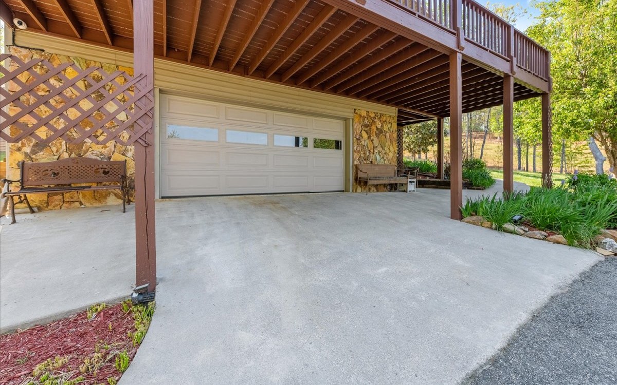 94 Mull Ln Circle Morganton, GA 30560 - Photo 65 of 67 a view of a porch