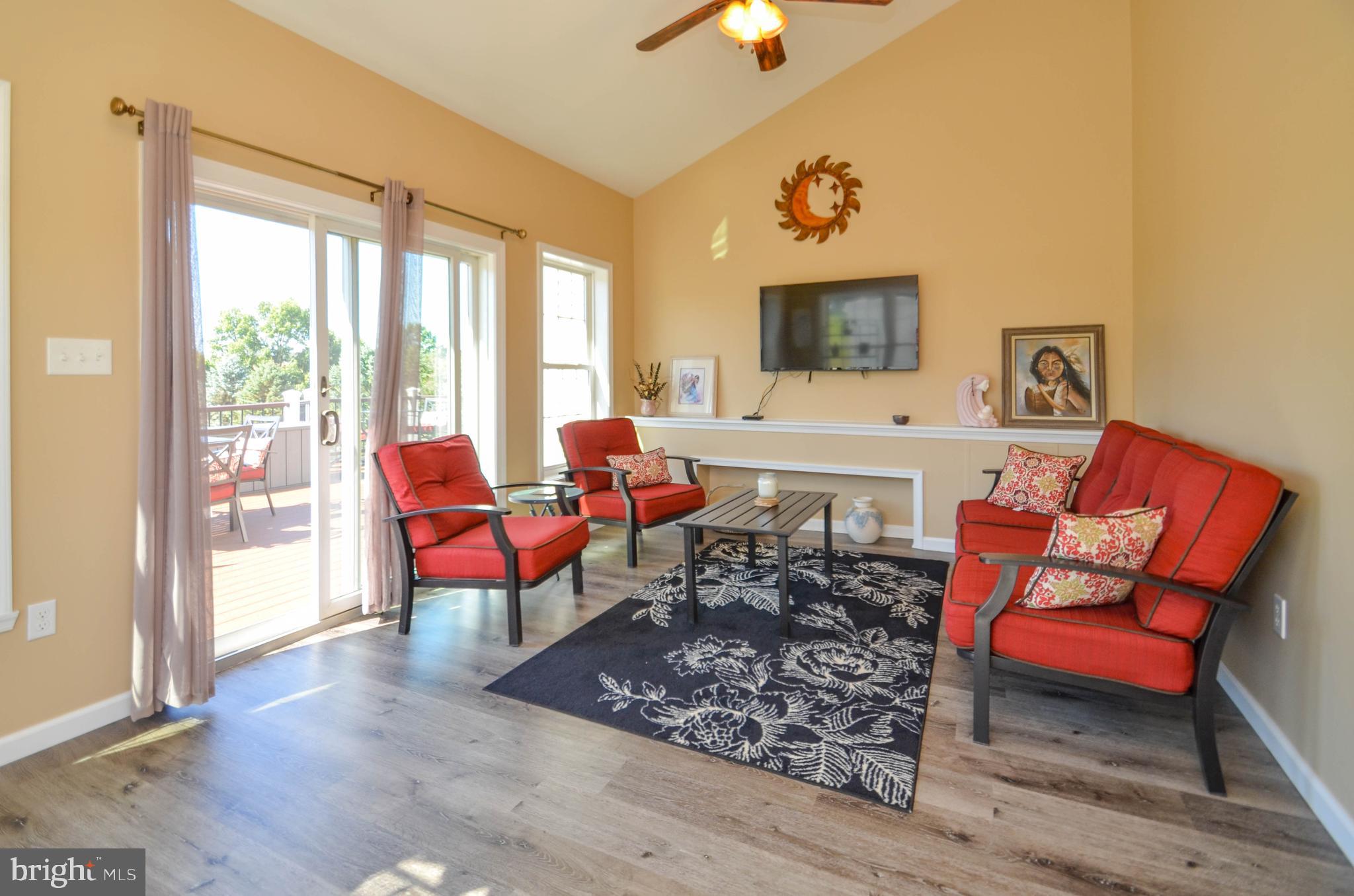 5634 Paradise Road Slatington, PA 18080 - Photo 3 of 35 Gallery Image 3