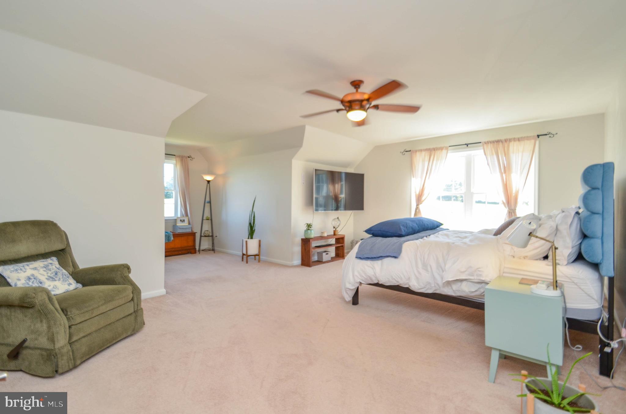 5634 Paradise Road Slatington, PA 18080 - Photo 8 of 35 Gallery Image 8