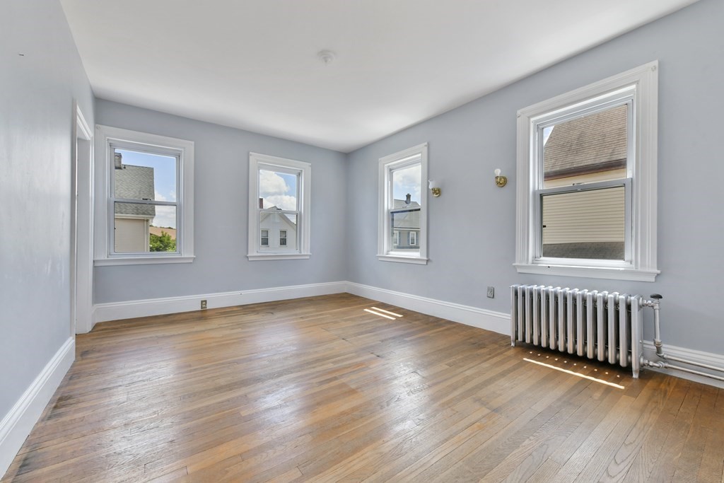 28 Tolman Street Boston, MA 02122 - Photo 13 of 22