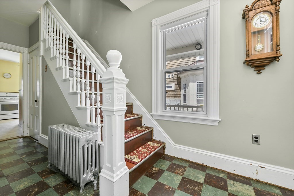 28 Tolman Street Boston, MA 02122 - Photo 3 of 22