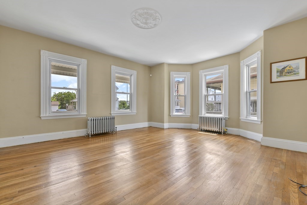 28 Tolman Street Boston, MA 02122 - Photo 6 of 22