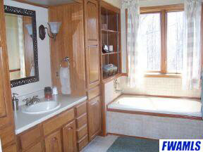 21020 North County Line Road East Spencerville, IN 46788 - Photo 8 of 12 Gallery Image 8