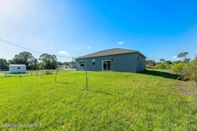 $2,100 | 1410 Towton Street Southeast, Palm Bay, FL 32909