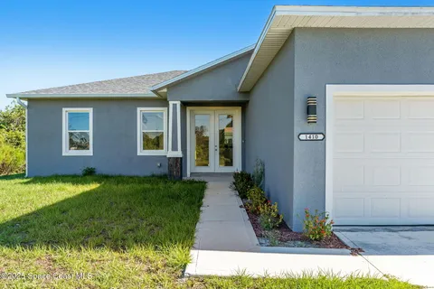 $2,100 | 1410 Towton Street Southeast, Palm Bay, FL 32909