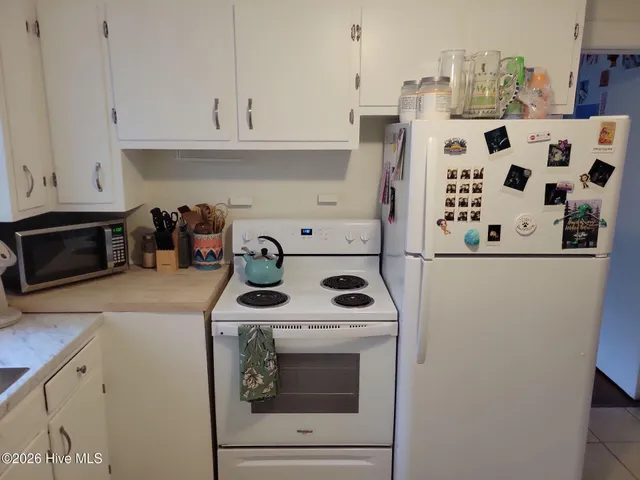 $1,950 | 106 North Elm Street, Greenville, NC 27858