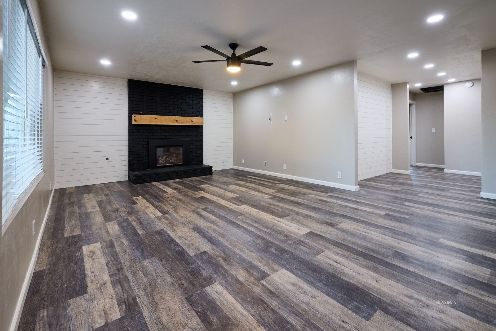 507 South Alvord Street Ridgecrest, CA 93555 - Photo 5 of 27
