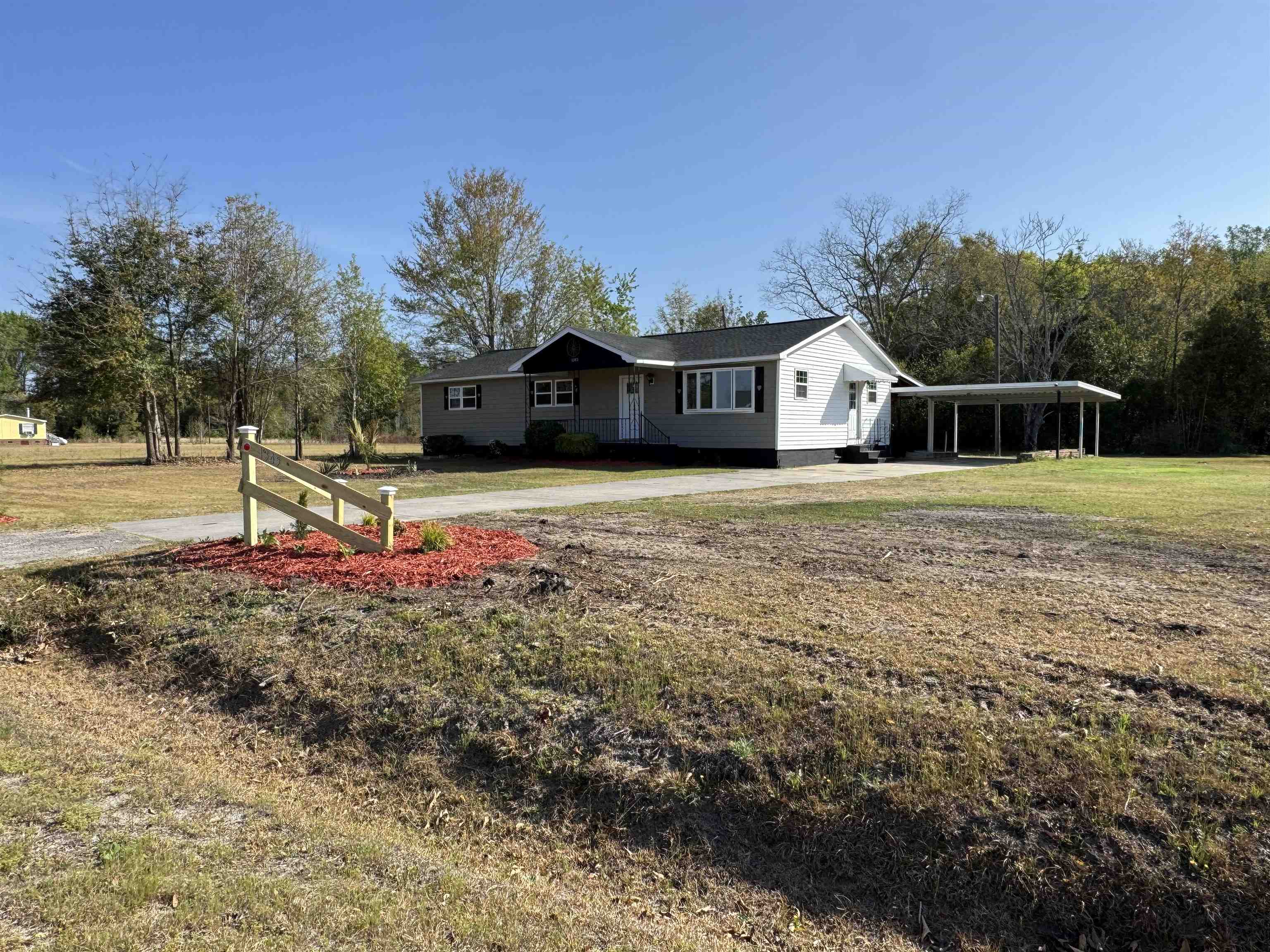 1345 Fisherman Road Lamar, SC 29069 - Photo 6 of 28