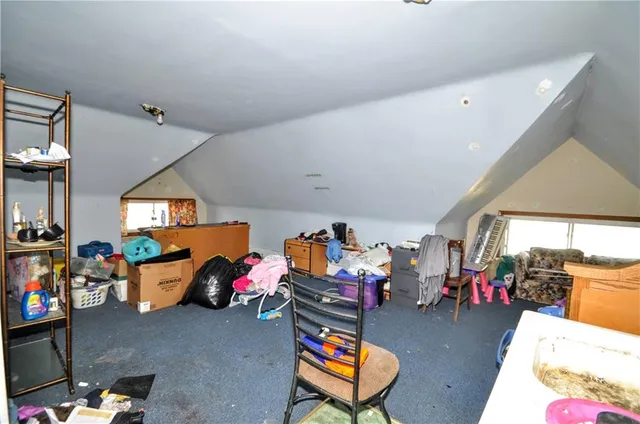 $170,000 | 1060 Vance Avenue, Coraopolis, PA 15108