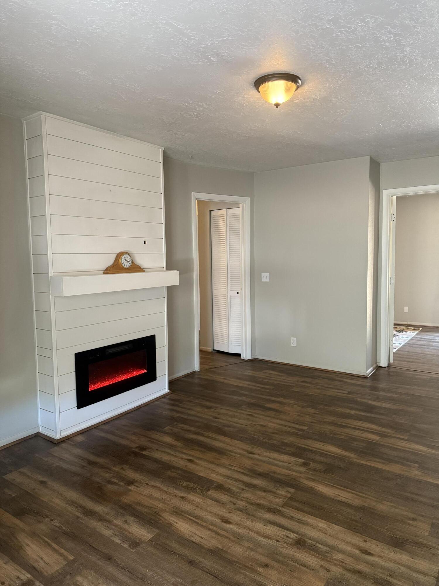 1341 West 710 North St. George, UT 84770 - Photo 4 of 14 IMG_4068