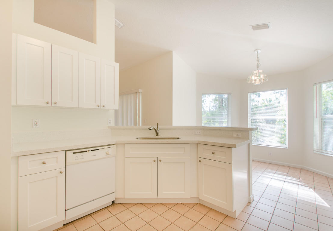 12288 86th Road North West Palm Beach, FL 33412 - Photo 4 of 36 Kitchen