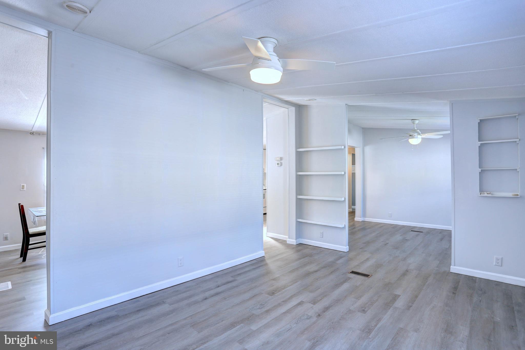 8353 Ashwood Road, Unit 8353 Jessup, MD 20794 - Photo 5 of 43 Living Room
