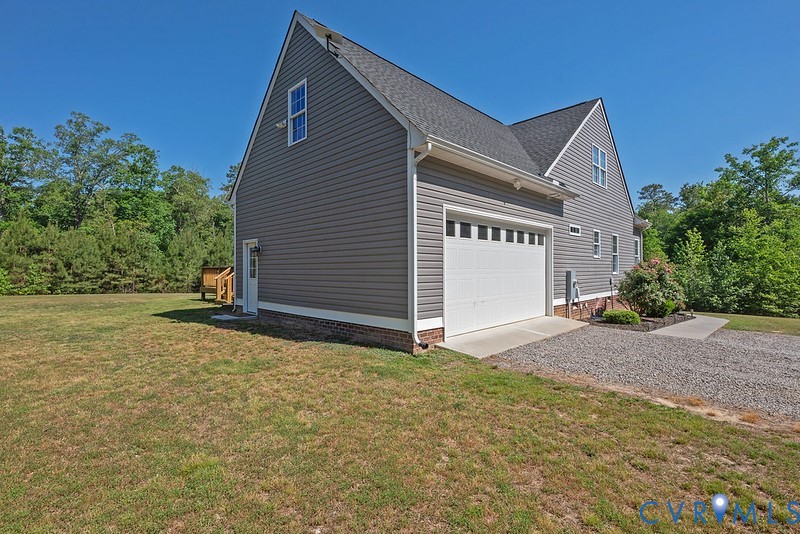 9425 Marie Road New Kent, VA 23124 - Photo 44 of 55 a backyard of a house