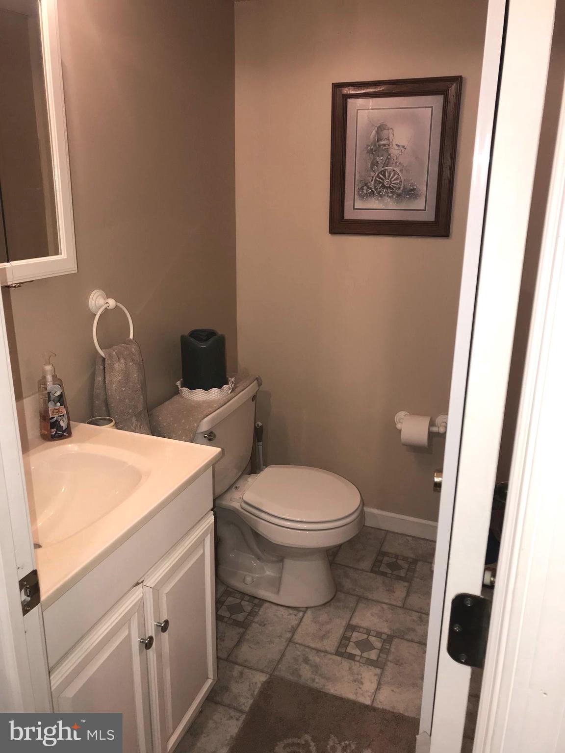20 Constitution Road Clementon, NJ 08021 - Photo 13 of 17 Lower Level / Half Bath