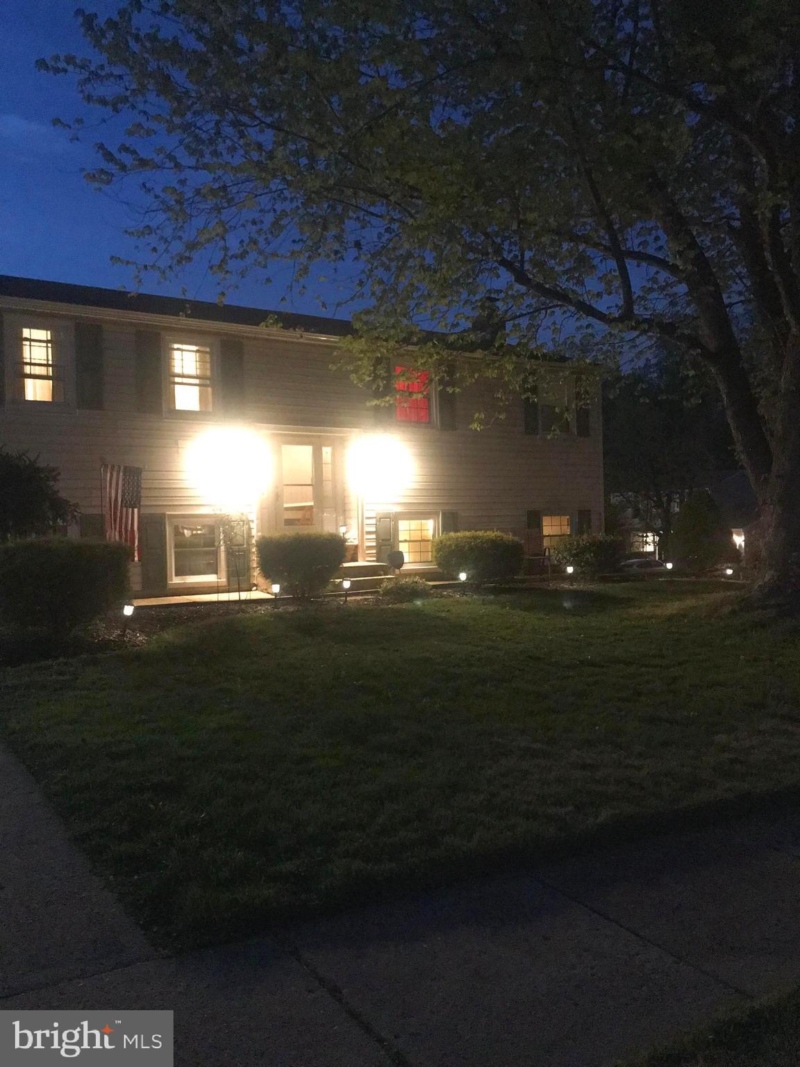 20 Constitution Road Clementon, NJ 08021 - Photo 17 of 17 Exterior / Night View