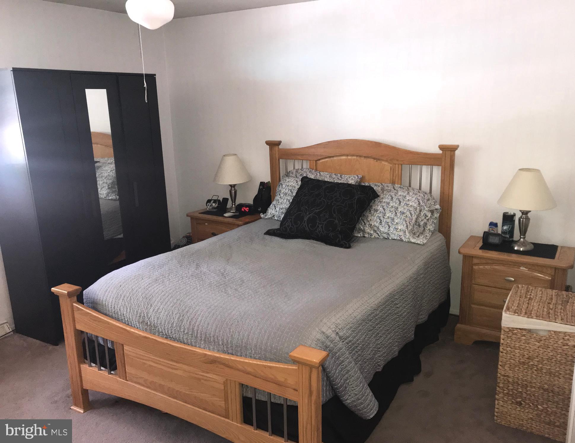 20 Constitution Road Clementon, NJ 08021 - Photo 7 of 17 Master Bedroom