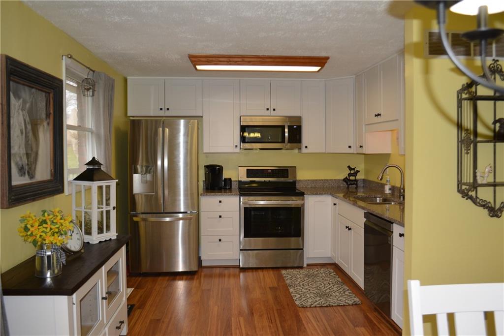 214 Quail Run Road Venetia, PA 15367 - Photo 6 of 20 Gallery Image 6