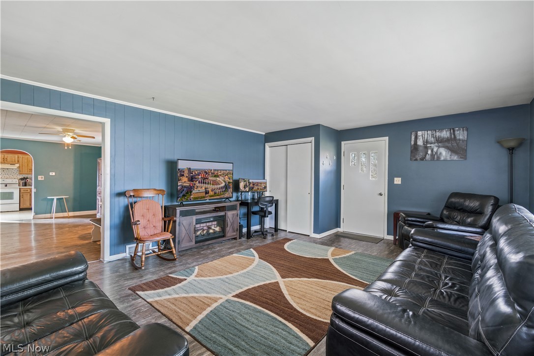 914 West Comet Road Clinton, OH 44216 - Photo 5 of 22 Gallery Image 5