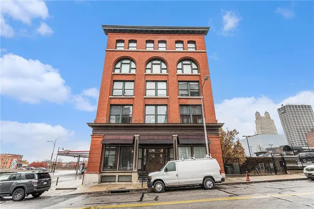 $158,000 | 609 Central Street, Unit 1207, Kansas City, MO 64105
