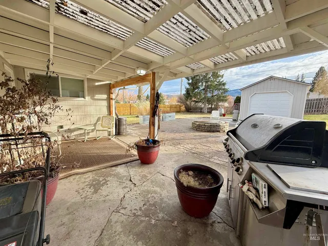 $360,000 | 902 South Idaho Street, Grangeville, ID 83530