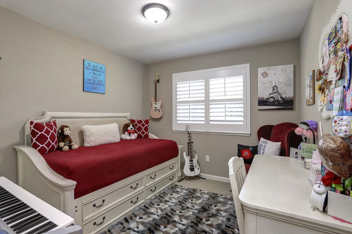 159 Cypress Loop Hayward, CA 94544 - Photo 25 of 30 Gallery Image 25