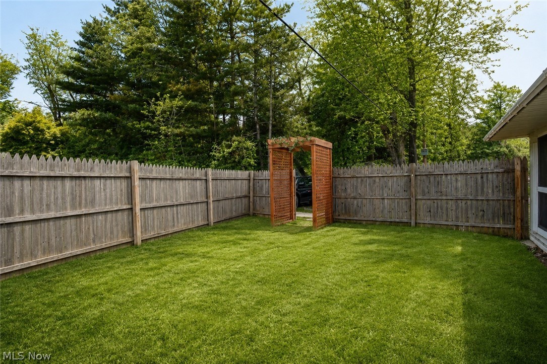 1829 Meadows Road Madison, OH 44057 - Photo 21 of 21 Side Yard Fenced